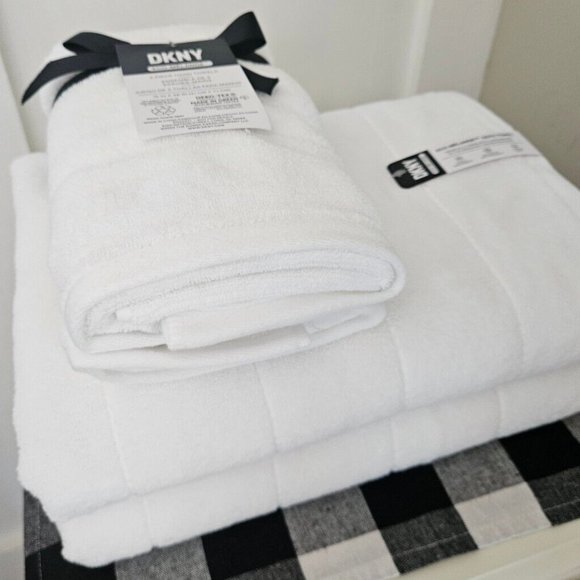 DKNY Home Solid White 4 PC SET Bath Hand Towel - Picture 1 of 9